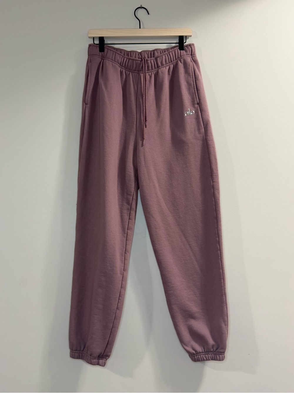 ALO Yoga Mauve Drawstring Jogger Pants